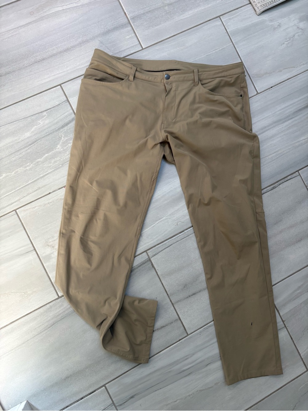 lululemon athletica Men's Stretch Chino Pants in Khaki